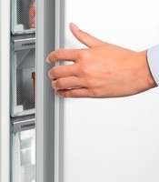 Hladilni-aparati-in-vinske-vitrine/FND7026-LIEBHERR-OMARA-ZAMRZOVALNA_4