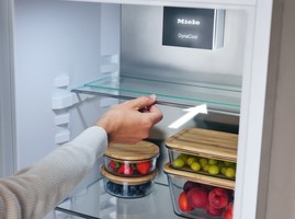 Hladilni-aparati-in-vinske-vitrine/K7747C125-3