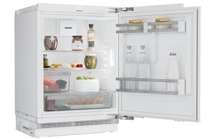 Hladilni-aparati-in-vinske-vitrine/urc3700-1