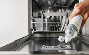 Pomivalna-sredstva/CW35015