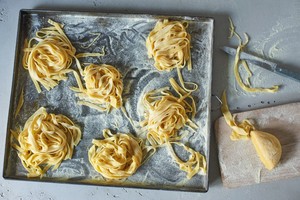 novo-uvozeni-izdelki/19709687_Pasta_Grundrezeptmaster_F39_def